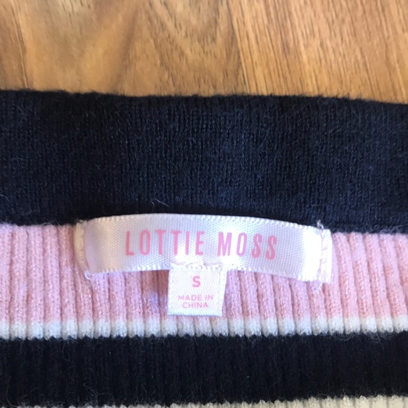 Multi colored button shoulder shirt - Picture 3 of 9